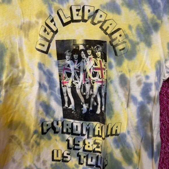 Def Leppard Pyromania 1983 US Tour Heavy Metal Tie Dye Top M - Picture 2 of 4